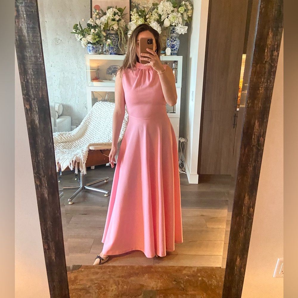 1960s VINTAGE Elegant Pink Sleeveless Dress